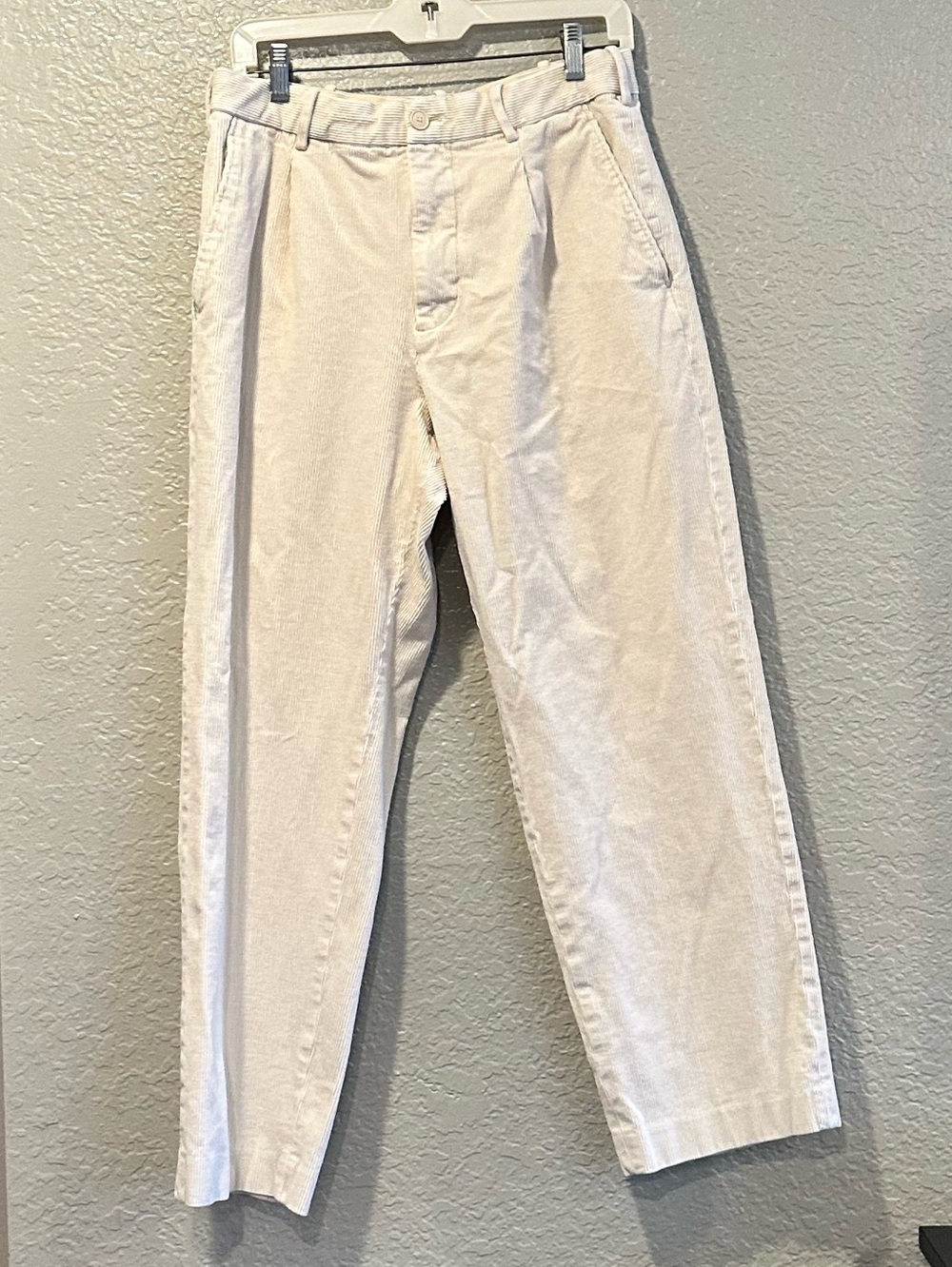 Uniqlo Men's Light Beige Corduroy Casual Pants-Bought in Korea-Size Small